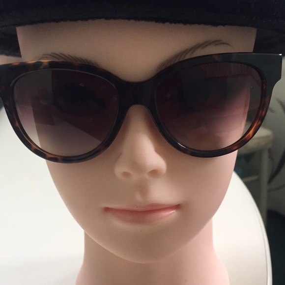 Marc by Marc Jacobs Sunglasses main image 6